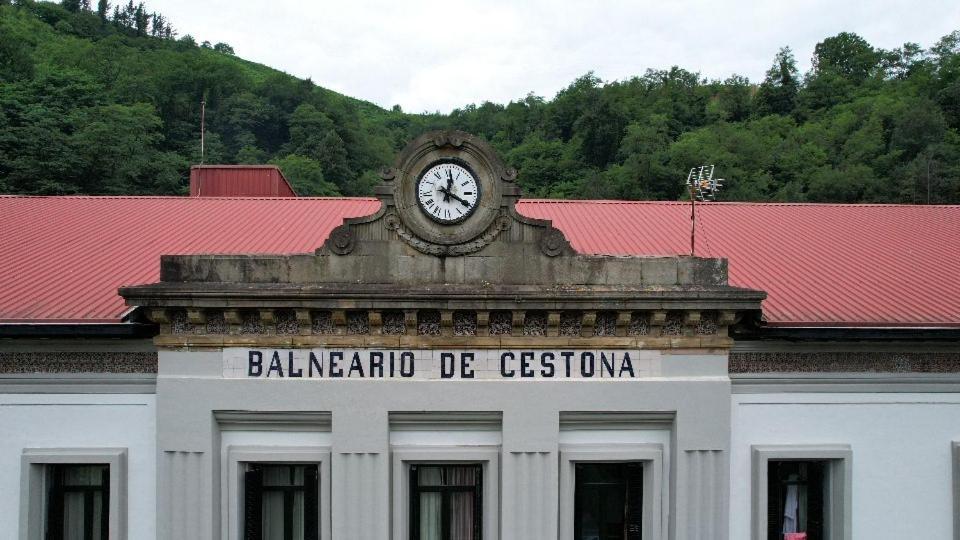 מלון זסטואה Balneario De Cestona מראה חיצוני תמונה